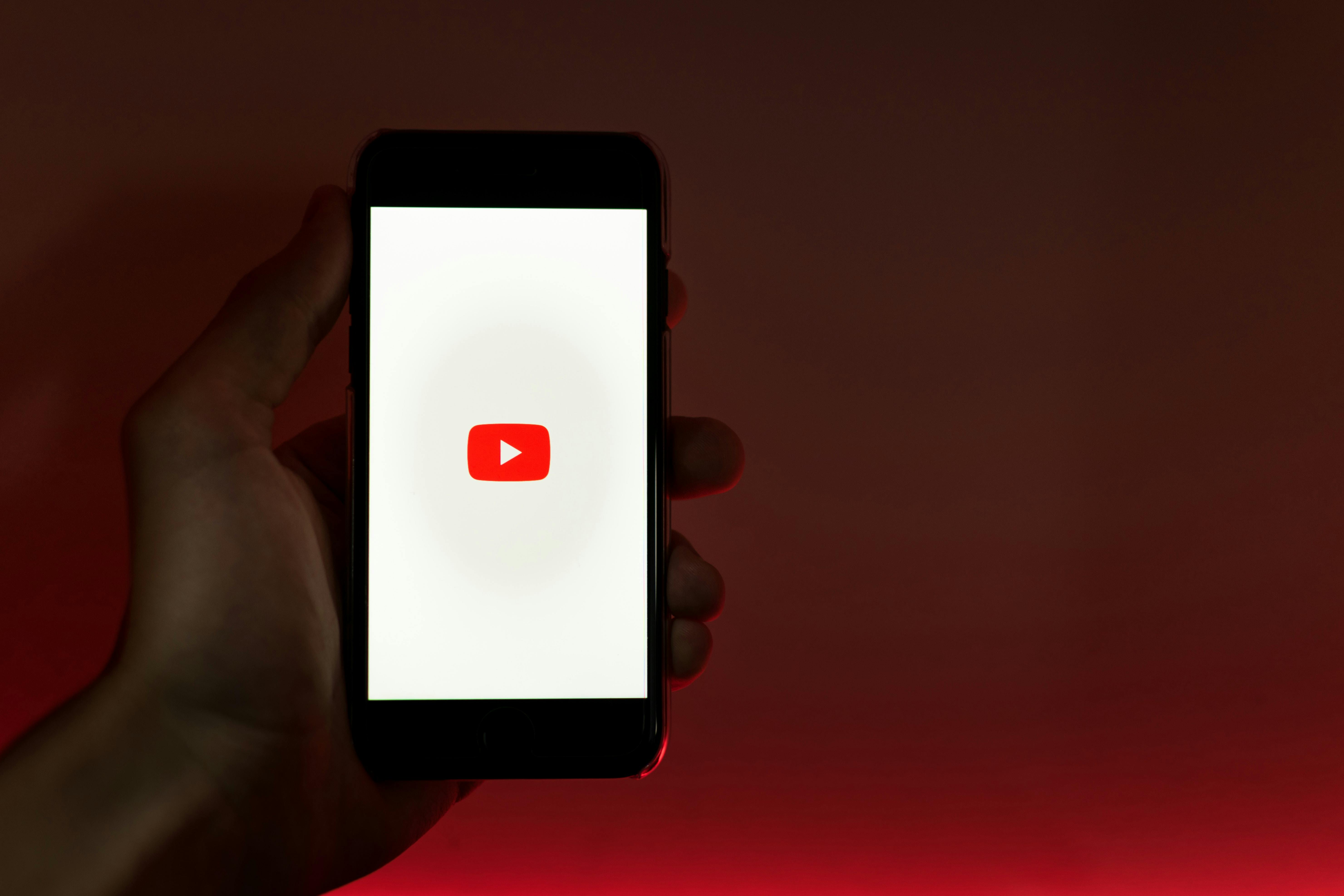 Jak promować film na YouTube: praktyczny przewodnik
