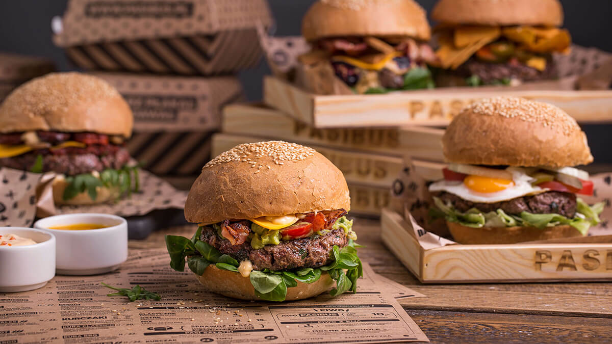 Pasibus influencer marketing campaign on NanoInflu promoting Summer Deal burgers – example of Polish brand using Nano platform